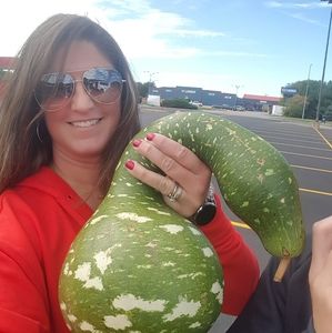 Meet your Posher, Angie